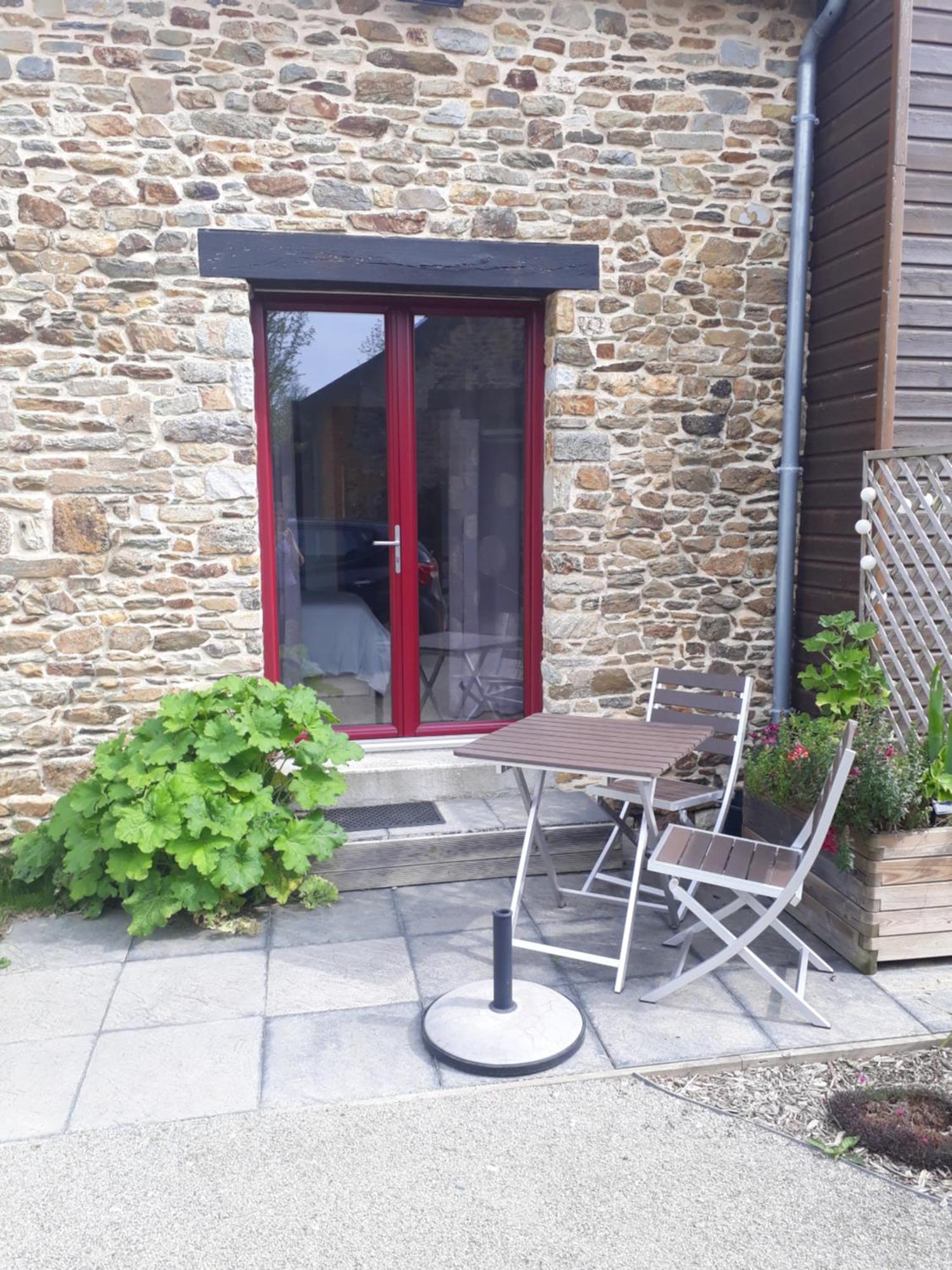 Joli Studio En Campagne - Non Fumeur Janzé Exterior foto